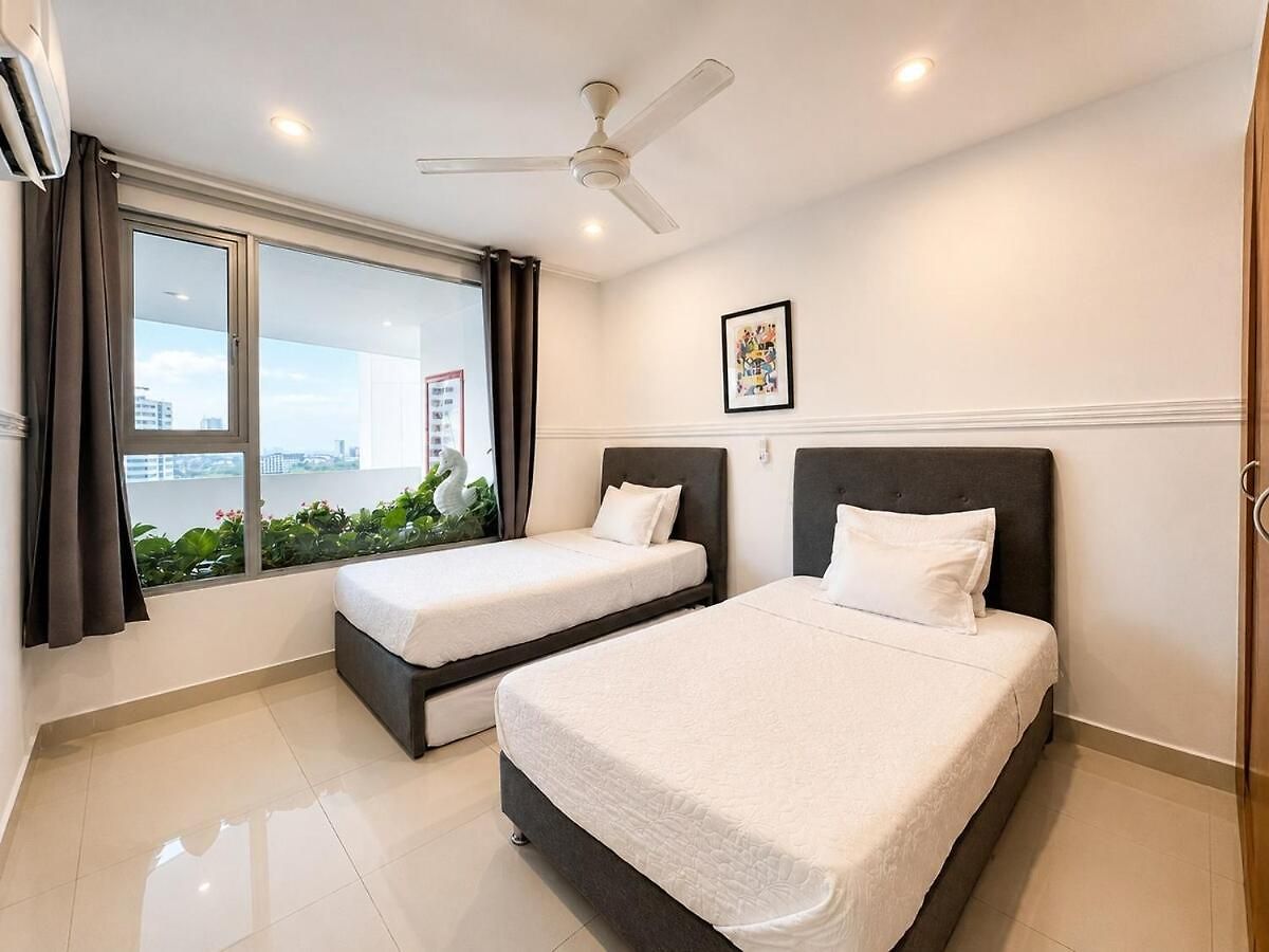 Apartamento Beachfront Jacuzzi Pool Sauna Gym