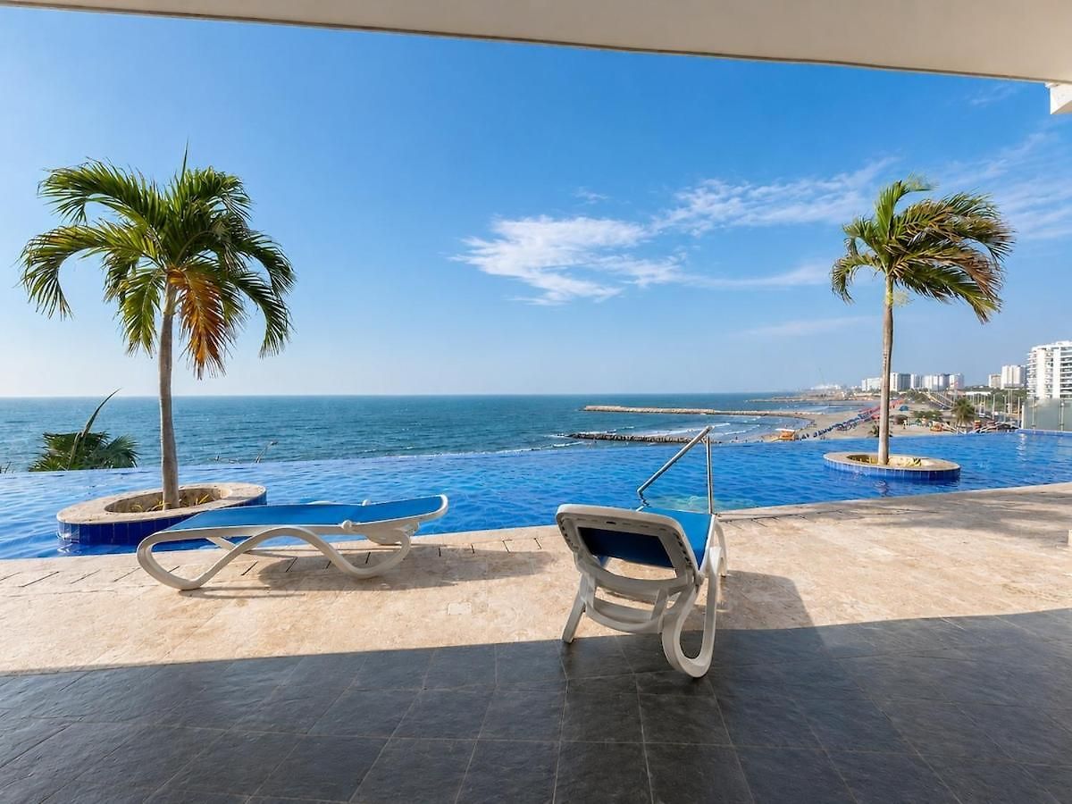 Beachfront Jacuzzi Pool Sauna Gym Apartamento *