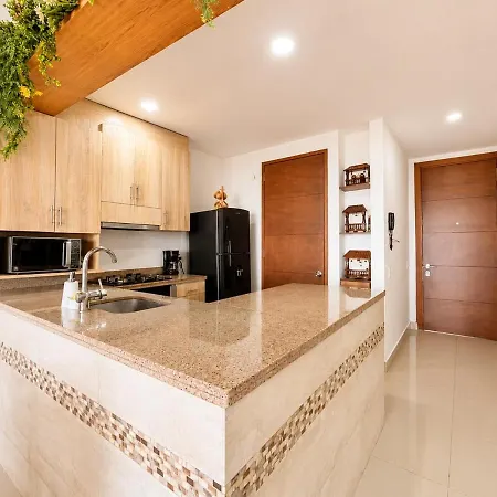 Apartamento Beachfront Jacuzzi Pool Sauna Gym *