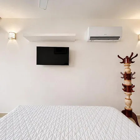 Beachfront Jacuzzi Pool Sauna Gym * Cartagena